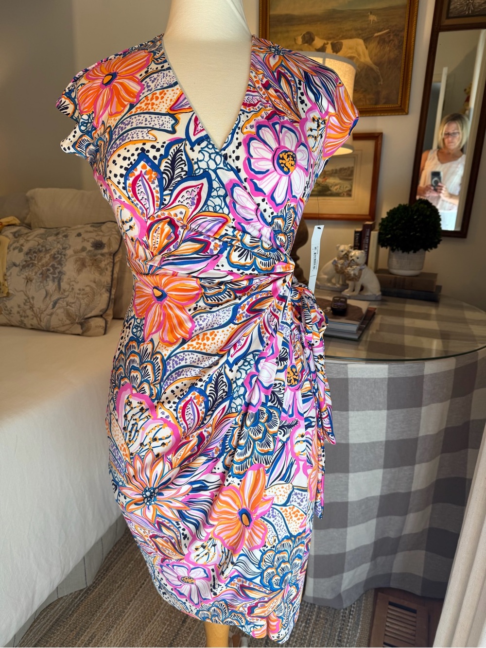 Maggie London Floral Wrap-Style Women's Dress. NWT. Size 2